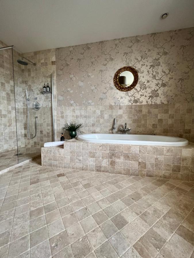 La Girarde Bed & Breakfast Saint-Quentin-de-Caplong Dış mekan fotoğraf